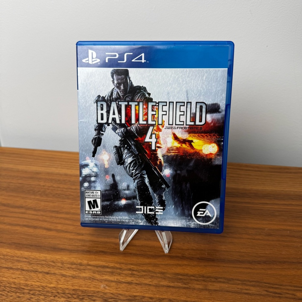 Battlefield 4 for PS4 - Blue Case by
